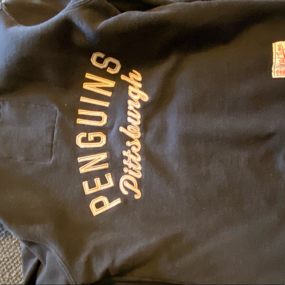 NHL Pittsburg Penguins Sweatshirt